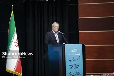 گزارش تصویری | همایش «نهضت توسعه عدالت آموزشی با رویکرد محرومیت‌زدایی از فضاها و تجهیزات آموزشی و کیفیت‌بخشی با مشارکت مردم» با حضور رئیس‌جمهور
