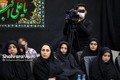 دیدار خبرنگاران و اصحاب رسانه با آیت الله علم الهدی به مناسبت روز خبرنگار