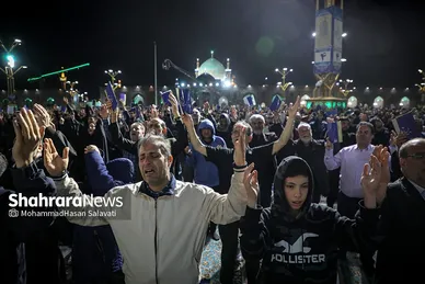 مراسم احیاء شب ۱۹ ماه رمضان در حرم مطهر رضوی