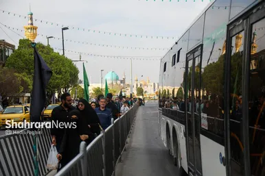 گزارش تصویری | زائران نوروزی در خیابان امام‌رضا(ع) مشهد