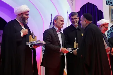 گزارش تصویری | اختتامیه بیست‌ودومین اجلاسیه بین‌المللی پیرغلامان حسینی در حرم مطهر رضوی
