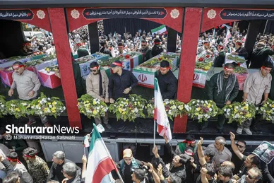 گزارش تصویری | تشییع پیکر مطهر ۱۵ شهید حملات خصمانه اخیر رژیم صهیونیستی به ایران در مشهد مقدس (جمعه ۶ تیر ۱۴۰۴)