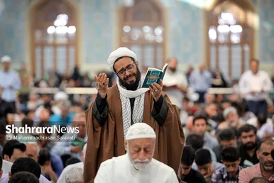 مراسم دعای عرفه در حرم مطهر رضوی