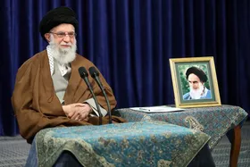پخش زنده سخنرانی رهبر انقلاب در سالروز قیام ۲۹ بهمن مردم تبریز