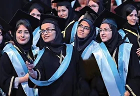 زنان پس از انقلاب به چه جایگاهی رسیدند؟ | از رشد ۵۶ درصدی تعداد دانشجویان دختر تا حضور زنان در مناصب سیاسی