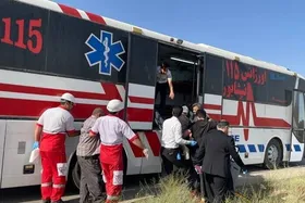 حال ۴ نفر از حادثه&zwnj;دیدگان واژگونی اتوبوس زائران عراقی مساعد نیست + فوت ۴ تن از مسافران (۲۸ خرداد ۱۴۰۲)