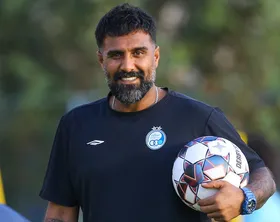 میداودی مامور آماده کردن مهاجمان استقلال