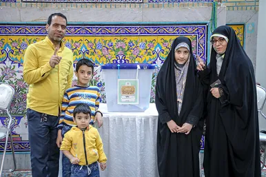  دور دوم انتخابات مجلس شورای اسلامی در مشهد