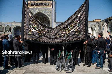 عزادرای شهادت امام رضا (ع) در حرم مطهر رضوی