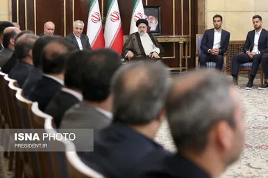 دیدار ملی‌پوشان فوتبال ایران با رییس جمهور