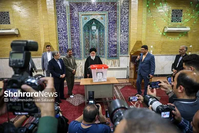 عکس‌هایی از مرحله دوم انتخابات چهاردهمین دوره ریاست‌جمهوری در مشهد (۳)