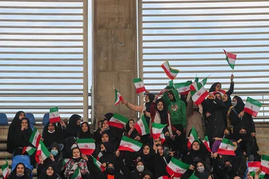    جشن بزرگ دختران انقلاب با عنوان 