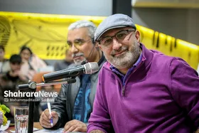 گپ و گفت منصور ضابطیان با موضوع کتاب جدیدش با عنوان &laquo;دو دستی&raquo;