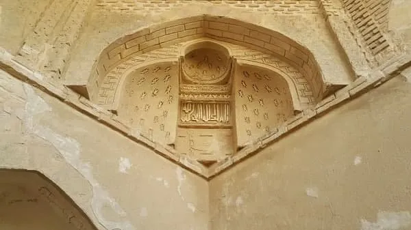 شهروند خبرنگار| تصاویری از رباط شرف واقع در جاده سرخس - مشهد