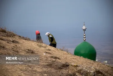 زیارتگاهی شگفت در میان تپه ها