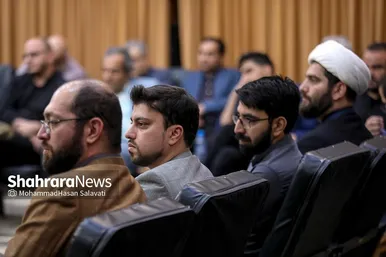 دیدار خبرنگاران و اصحاب رسانه با آیت الله علم الهدی به مناسبت روز خبرنگار