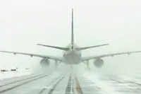 ویدئو| پرواز هواپیما در فرودگاه برفی اردبیل