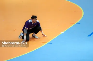 لیگ برتر فوتسال | مسابقه فرش آرا مشهد و سن ایچ ساوه