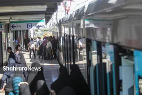 گلایه&zwnj;های شهروندان مشهدی از زمان اندک توقف خط یک مترو