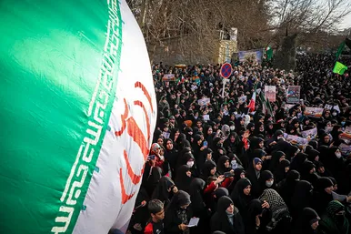 تشییع دو تن از شهدای حادثه تروریستی گلزار شهدای کرمان در مشهد