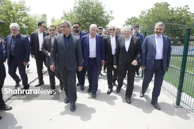 گزارش تصویری | آیین بهره‌برداری از اولین زمین فوتبال چمن‌مصنوعی استاندارد در مشهد مقدس (۱۰ اردیبهشت ۱۴۰۴)