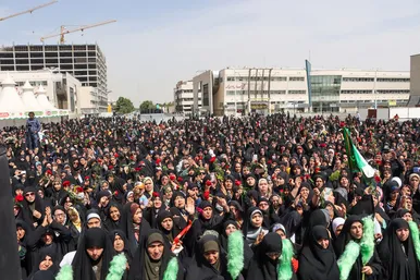 گلباران حرم مطهر رضوی