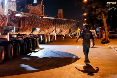 عملیات انتقال دستگاه TBM حفاری قطار شهری