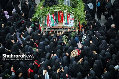 تشییع دو تن از شهدای حمله تروریستی کرمان در مشهد