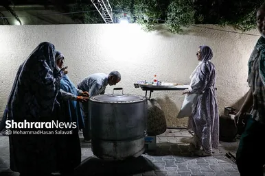 گزارش تصویری | نذر نان در مسیر کربلا