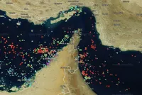 تداوم گرفتاری هزاران دریانورد در تنگه هرمز