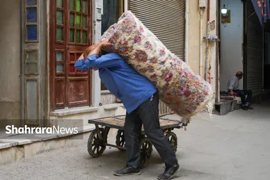 عکس‌هایی از بازار فرش مشهد