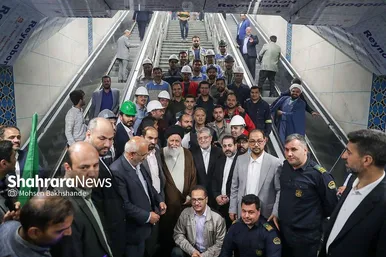 گزارش تصویری | بازدید آیت‌الله علم‌الهدی از ایستگاه باب‌الجواد(ع) مترو مشهد