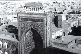 نگاهی به تاریخ نقاره&zwnj;نوازی در حرم مطهر امام رضا (ع)