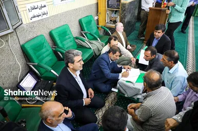 دیدار مردمی فرماندار و مدیران ۱۵ دستگاه اجرایی با اهالی منطقه ۹ مشهد