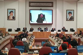 رئیس دانشگاه علوم پزشکی مشهد: پرداخت مطالبات پزشکان و پرستاران تا ۶ ماه عقب افتاده است | ۴.۵ همت مطالبه از بیمه&zwnj;ها