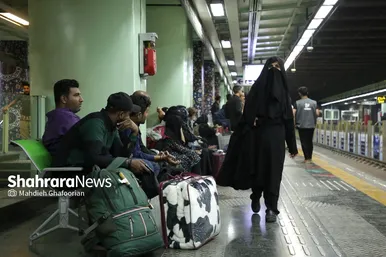 سرویس دهی قطارشهری مشهد در دهه پایانی صفر