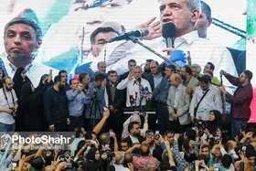 پزشکیان در مشهد: اگر به قدرت برسم اجازه نخواهم داد کسی را به خاطر عقیده&zwnj;اش از دانشگاه اخراج کنند+ فیلم و عکس