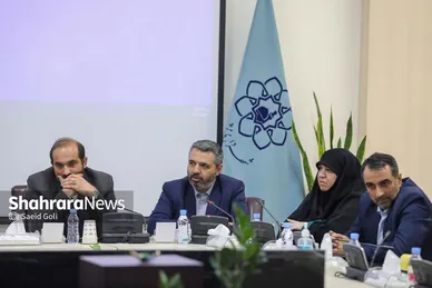امضای سند همکاری تامین ریل ملی خطوط قطارشهری مشهد