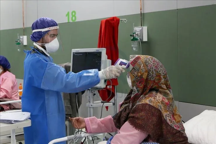 موج چهارم کرونا در مناطقی از غرب و مرکز کشور قطعی است