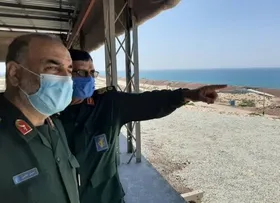 هشدار فرمانده به ترامپ: دستور داده&zwnj;ام هر شناور آمریکایی در صورت مزاحمت هدف قرار گیرد