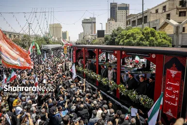 گزارش تصویری | تشییع پیکر مطهر ۱۵ شهید حملات خصمانه اخیر رژیم صهیونیستی به ایران در مشهد مقدس (جمعه ۶ تیر ۱۴۰۴)