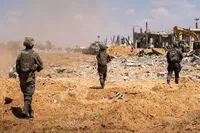 حمله رزمندگان فلسطینی با راکت ضد زره به نظامیان صهیونیست در رفح