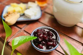 طرز تهیه مربای آلبالو خونگی در منزل + فیلم