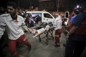 شهید و زخمی شدن بیش از ۱۶ فلسطینی در بمباران دو خانه در نوار غزه
