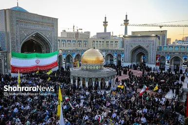 اجتماع همبستگی با جبهه مقاومت فلسطین در صحن قدس حرم مطهر رضوی