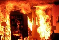 ویدئو | نیسان نجات بخش | اقدام شجاعانه راننده نیسان آبی برای نجات جان مردم از آتش سوزی