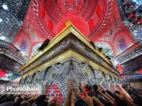 ویدئو | لحظاتی ناب از شست‌وشوی گنبد مطهر حرم امام حسین(ع) در آستانه ماه محرم