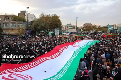 استقبال و تشییع پیکر مطهر شهدای حادثه تروریستی حرم شاهچراغ در مشهد