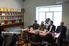نقدو بررسی کتاب ایرانیان و رؤیای قرآن پارسی در کافه&zwnj;کتاب آفتاب | پیوند میان الهیات و ادبیات