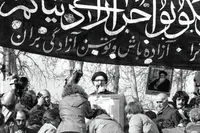 گفتگو با محمد اسفندیاری درباره ساحت اندیشه‌ای و  بنیان‌های فکری «ابوذر انقلاب» | قرآن؛ درس نامه اجتماع و  سیاست